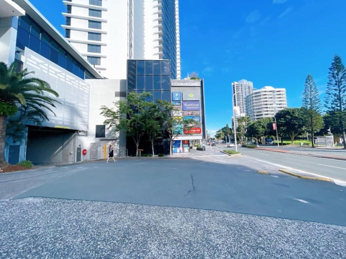 Apartment Prime Location 2bd Serviced At Surfers Paradise