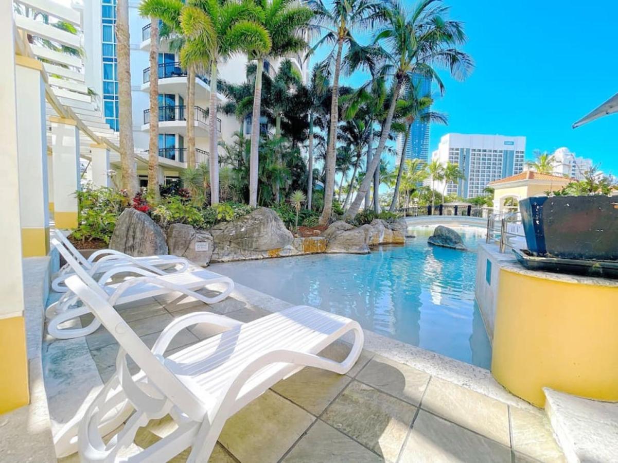 Apartment Prime Location 2bd Serviced At Surfers Paradise Gold Coast