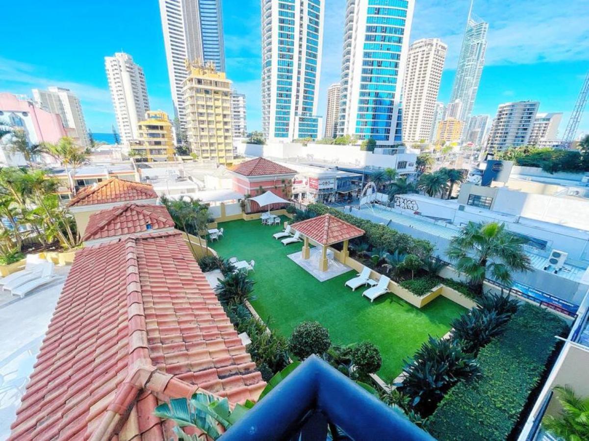 Prime Location 2bd Serviced At Surfers Paradise * Gold Coast